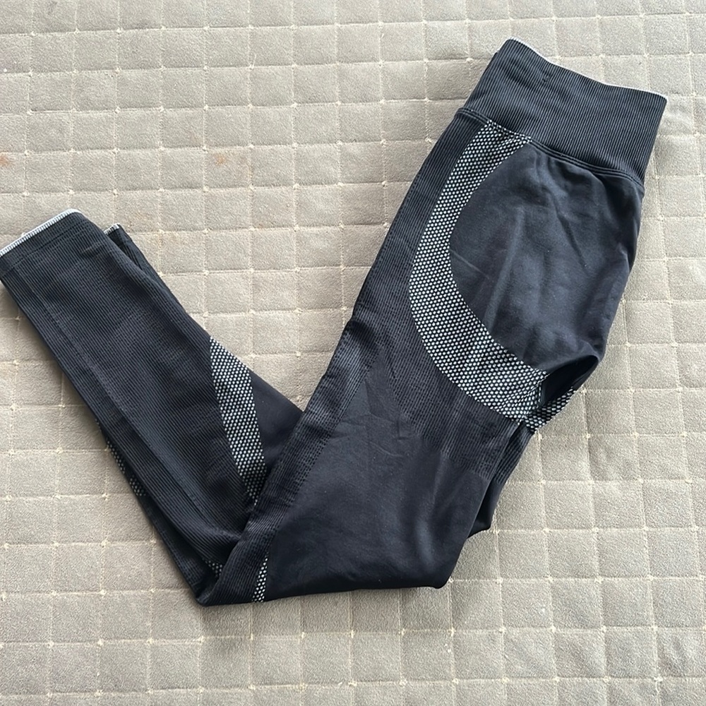 VS Pink Active Leggings